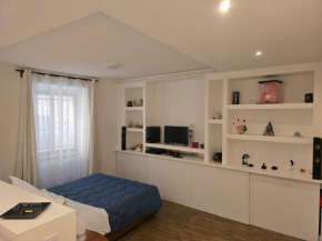 Home ANISIA
